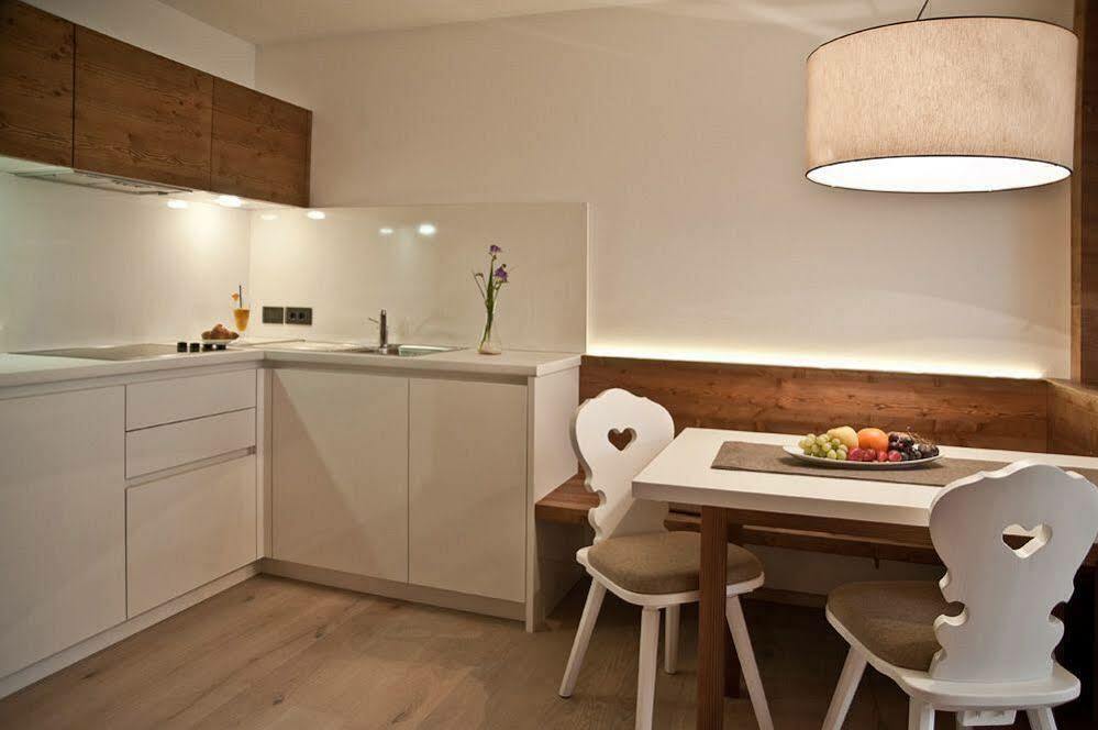 Ariston Dolomiti Residence Dobbiaco Exterior foto